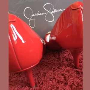 🎀Jessica Simpson Red Peeptoes🎀